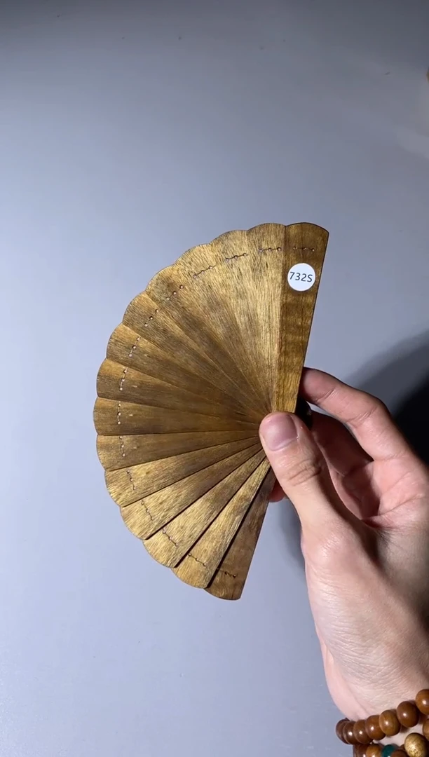 【闪购商品】金丝楠732号10cm金丝楠木小叶桢楠掌中扇