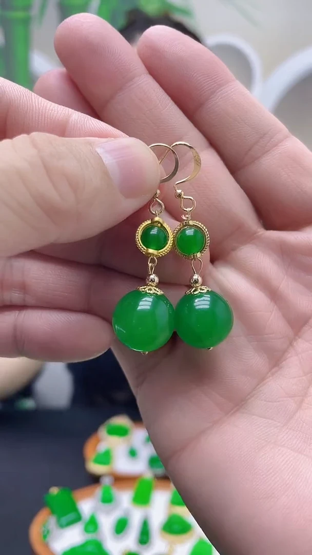 14K金镶嵌翡翠耳饰A108