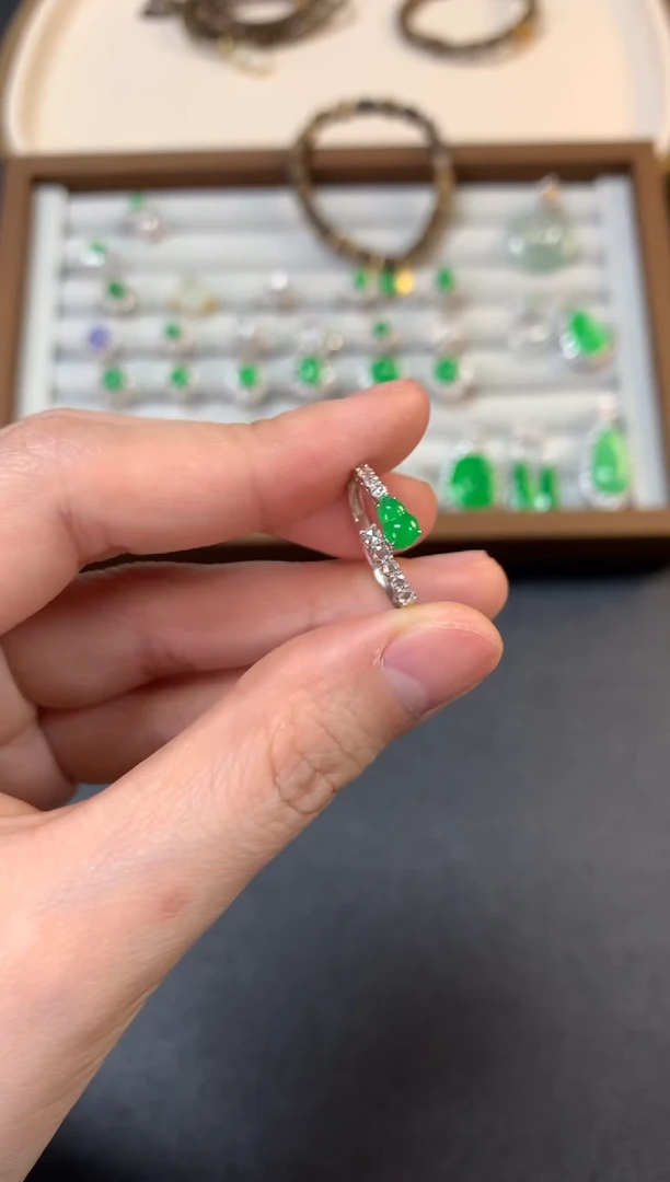 【闪购商品】翡翠戒指18K金镶嵌戒指3980