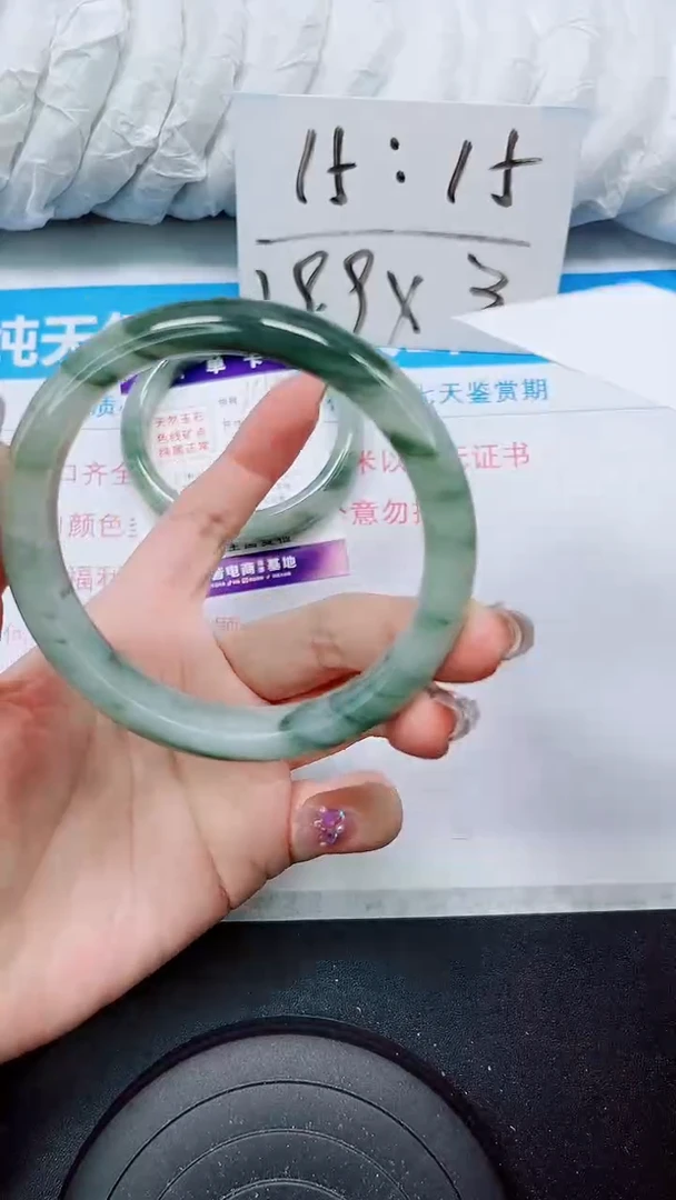 【闪购商品】石英质玉手镯未镶嵌S146-64/65