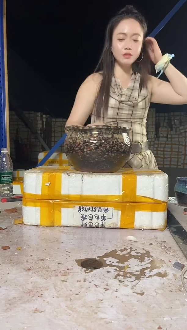 宜兴紫砂粗陶花盆24/16