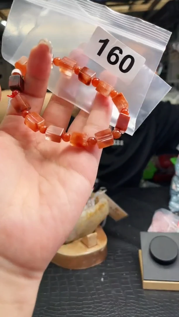 水晶手串未镶嵌手串160