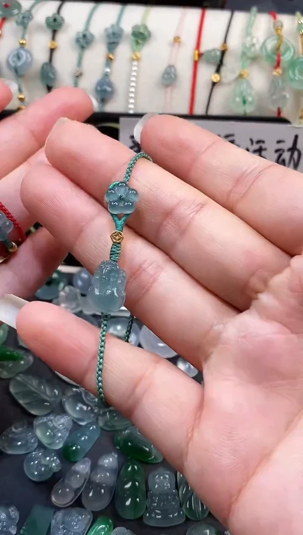 翡翠散珠貔貅小花