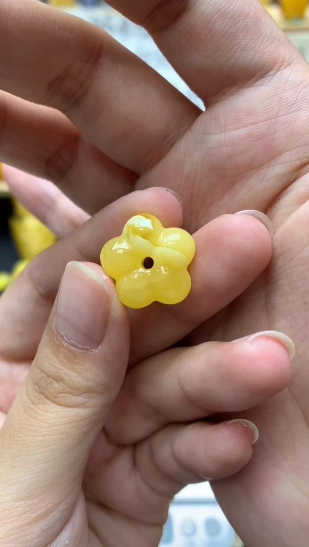 琥珀未镶嵌珠宝奇石068琥珀蜜蜡微瑕