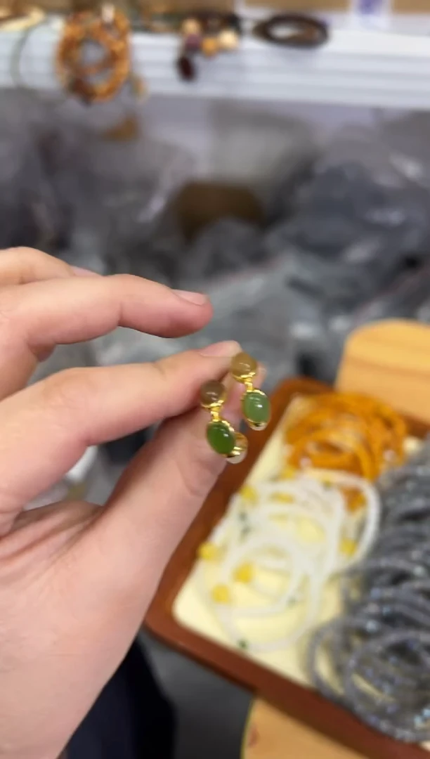 【闪购商品】和田玉耳饰银S925镶嵌和田玉三色多宝银耳环[0401]