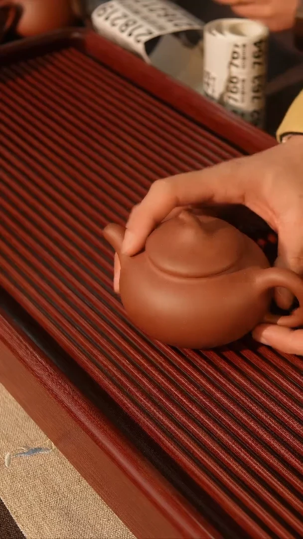 【闪购商品】紫砂茶壶精工半手茄瓜748