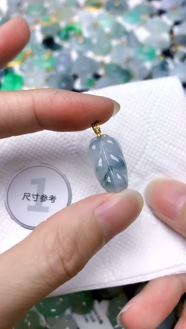 颈饰银S925镶嵌翡翠天然A货翡翠