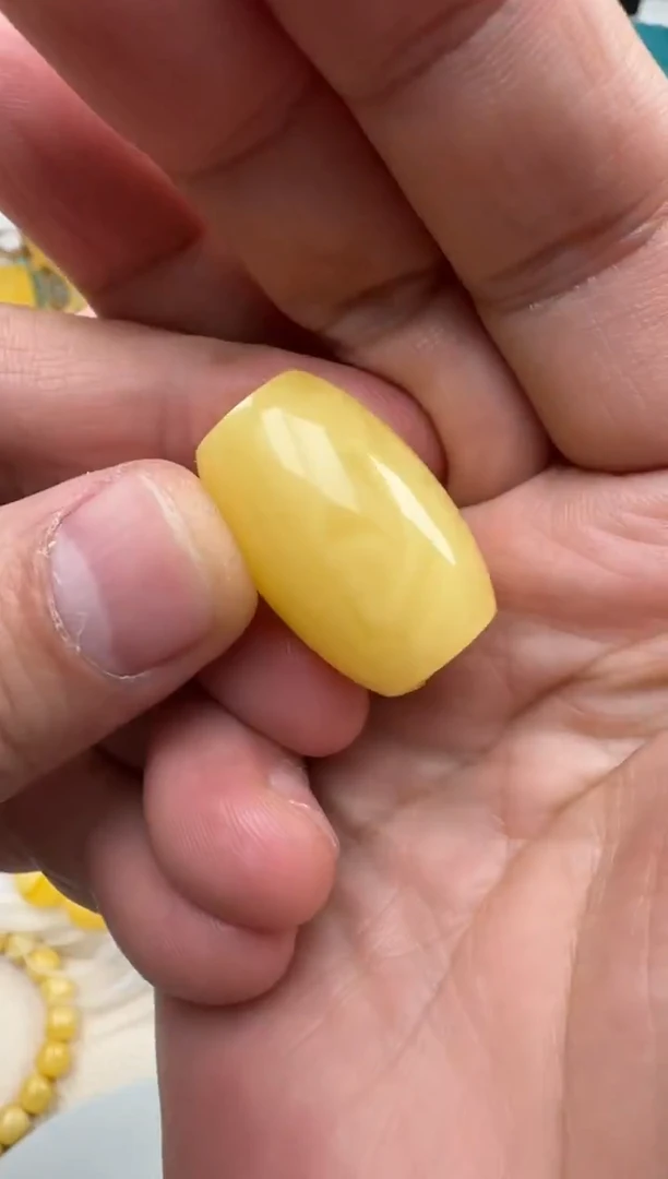 蜜蜡未镶嵌珠宝奇石16*25浓蜡桶珠5克HZ072