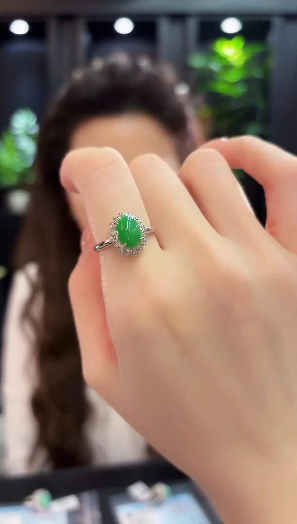 18K金镶嵌戒指翡翠 缅料A货/支持复检/一件