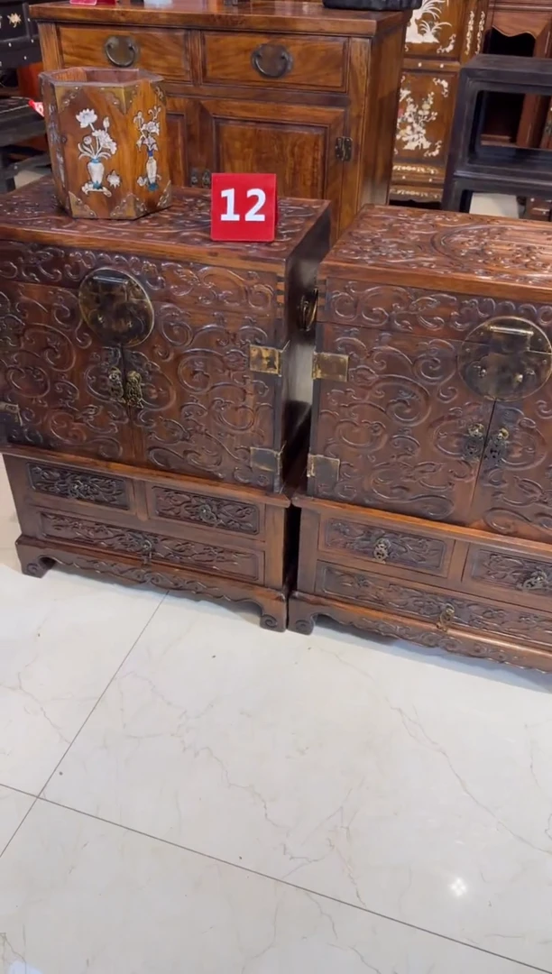 木木头款黄花梨满雕底座官箱一对6180