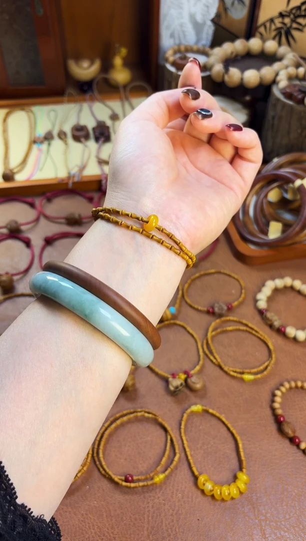 手串桃核桃源行  竹节双圈黄跑环