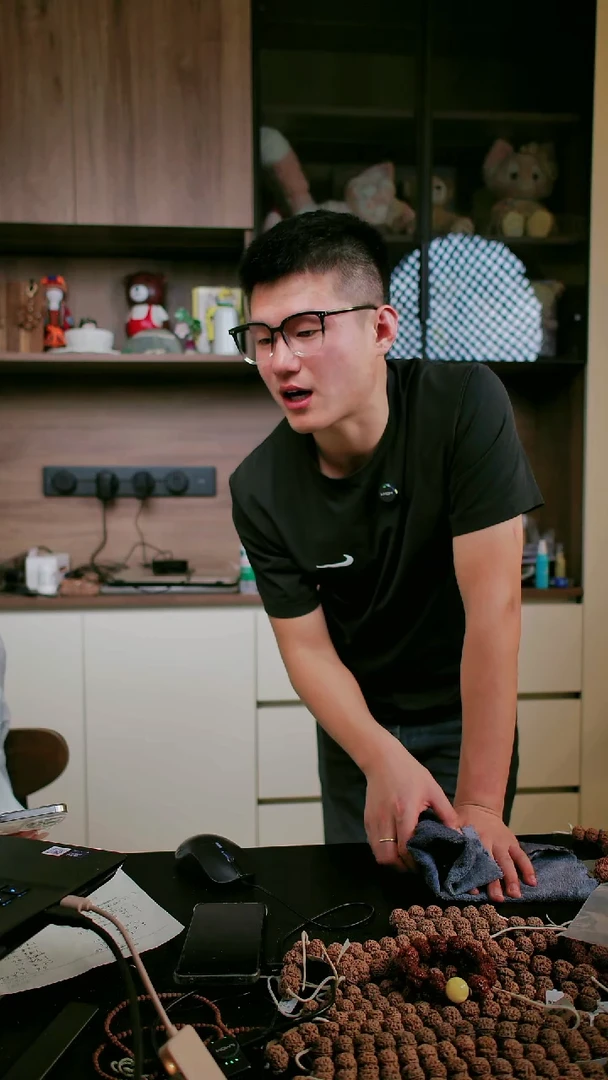 吊坠金刚菩提金刚菩提私人定制飞碟22