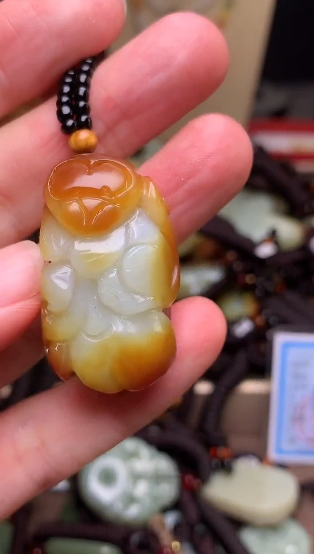 颈饰未镶嵌和田玉新疆料青海料清水和田玉吊坠