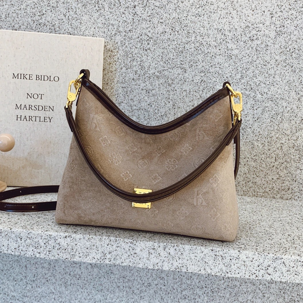 高级感轻奢时尚百搭2025新款耐磨斜挎单背包小方包通勤风韩版简约