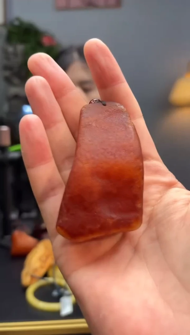 琥珀颈饰未镶嵌手把