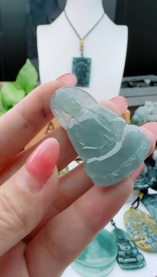 【闪购商品】翡翠颈饰未镶嵌11111111