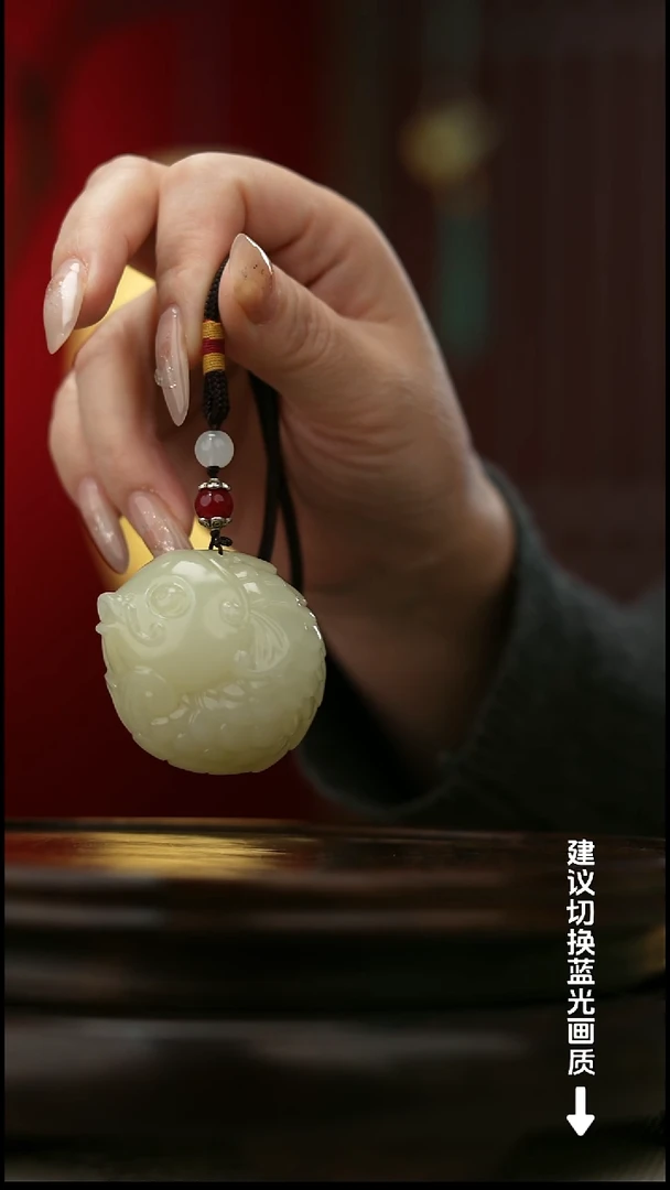 玉【年年有余】锦鲤天然玉石手把件