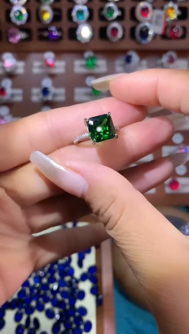 银S925镶嵌戒指碧玺10白