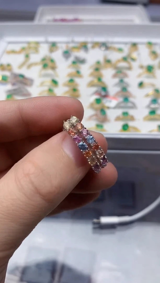 【闪购商品】蓝宝石耳饰银S925镶嵌........