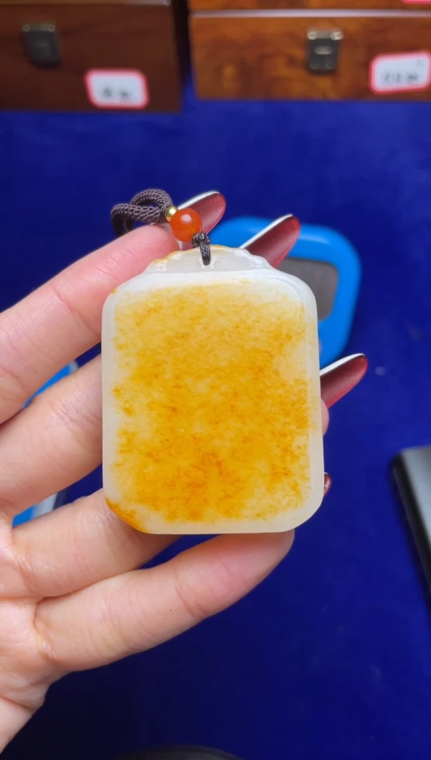 未镶嵌和田玉挂件尔*和田玉