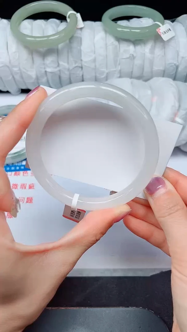 未镶嵌手镯石英质玉369-63/64