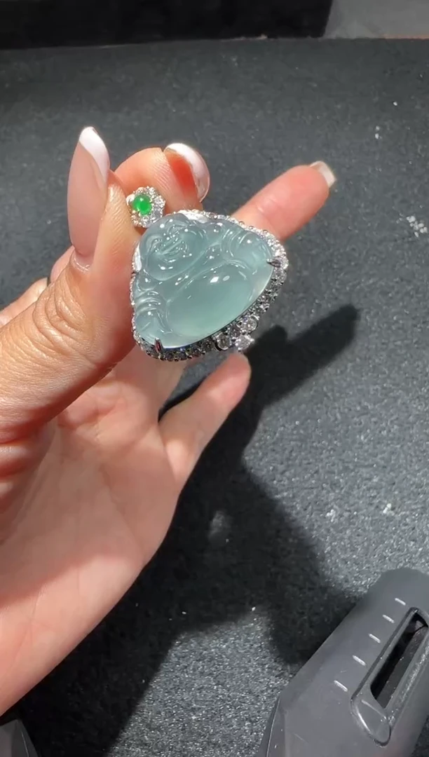 【闪购商品】翡翠吊坠(赠链)未镶嵌6670多样性发货拍一发一