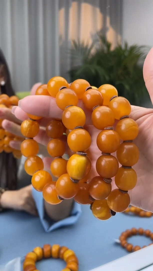 【闪购商品】蜜蜡珠宝奇石未镶嵌假一罚十，多样性发一件028.15