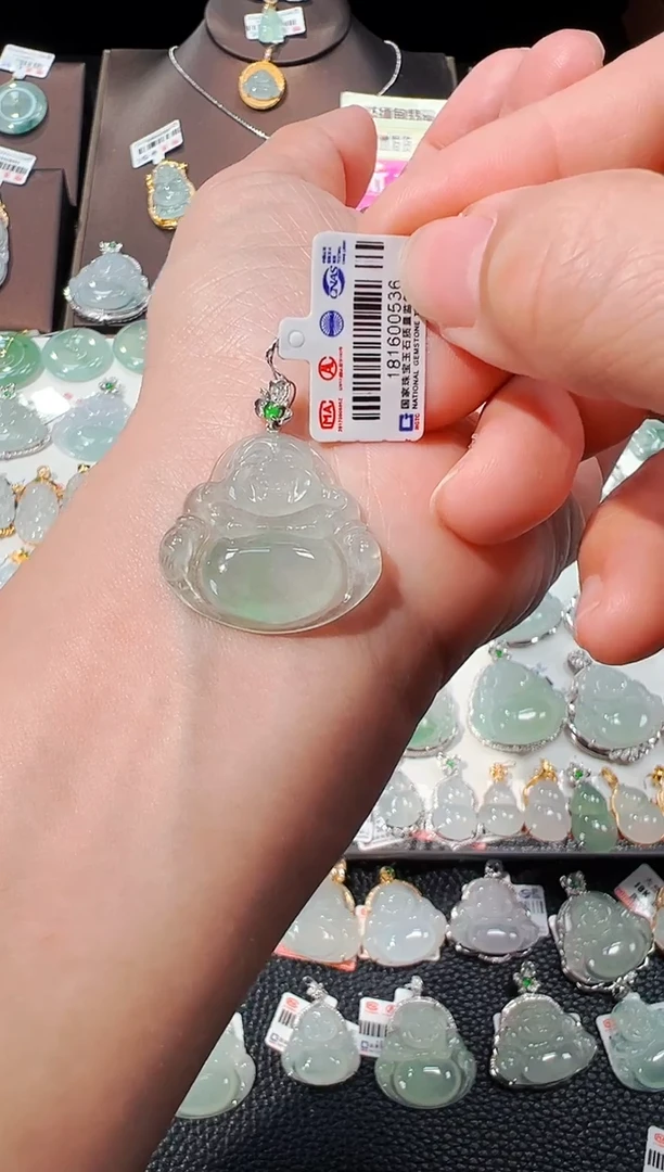 【闪购商品】翡翠吊坠(不含链)18K金镶嵌佛公吊坠536