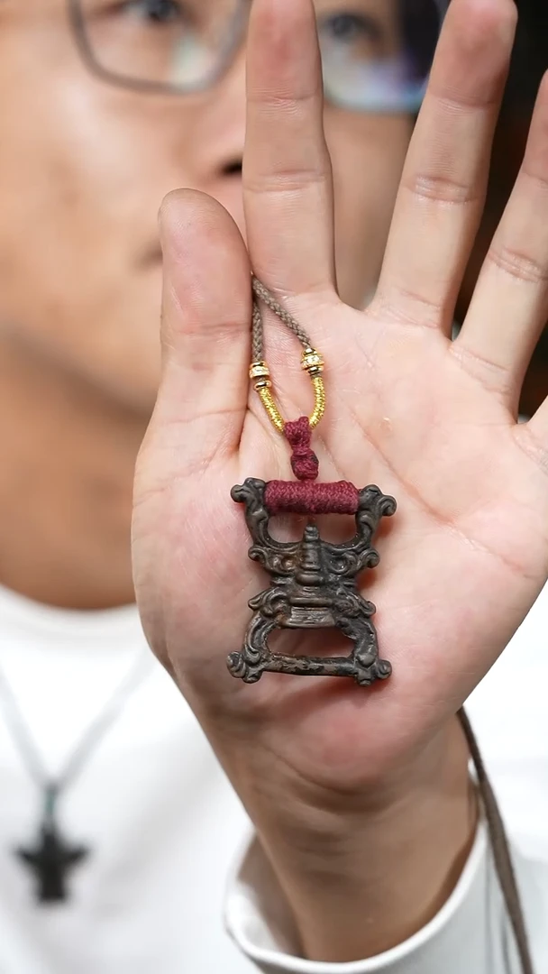【闪购商品】老扣(多样性发货，发其一）