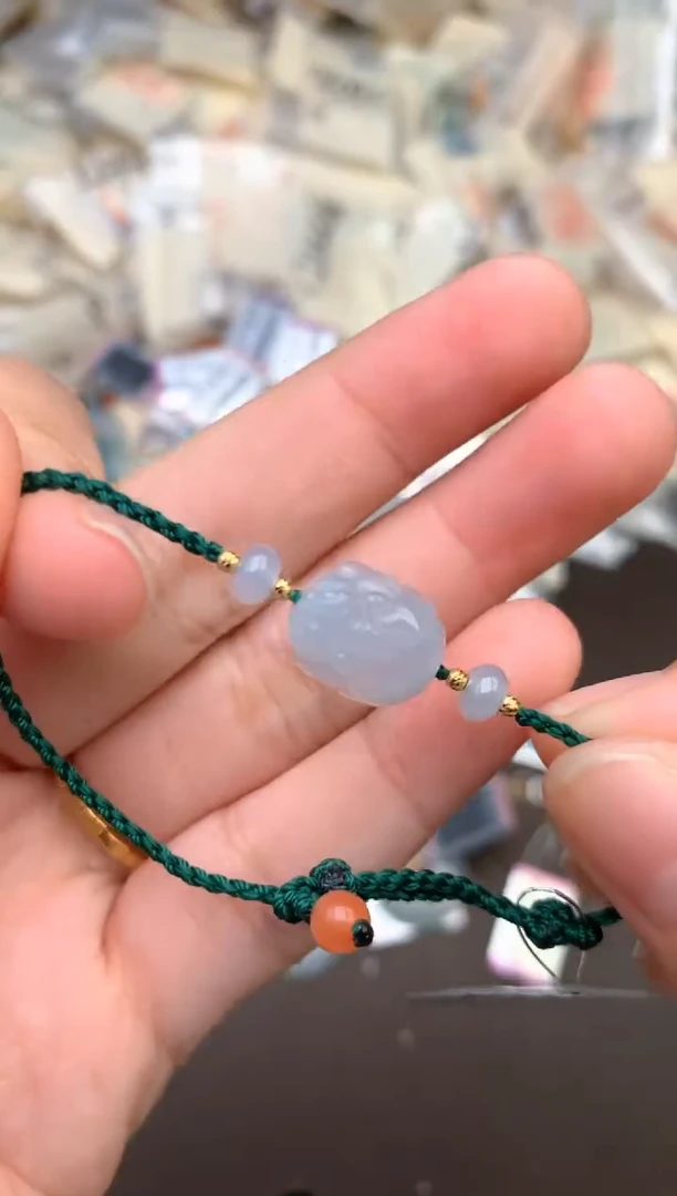 未镶嵌挂件翡翠 —