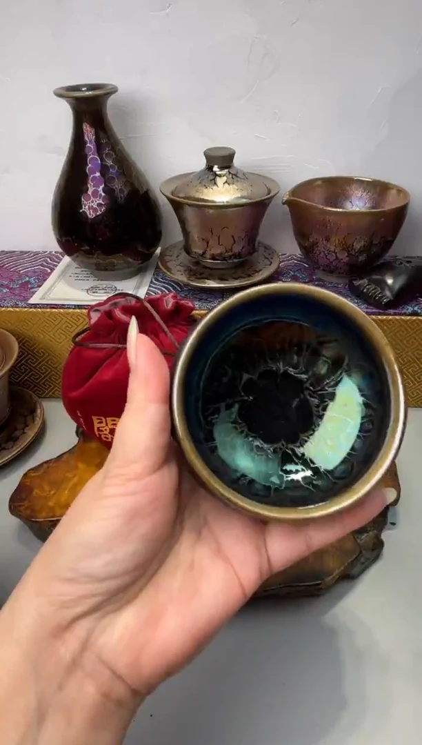 茶盏春申阁福利1只瑕品香炉