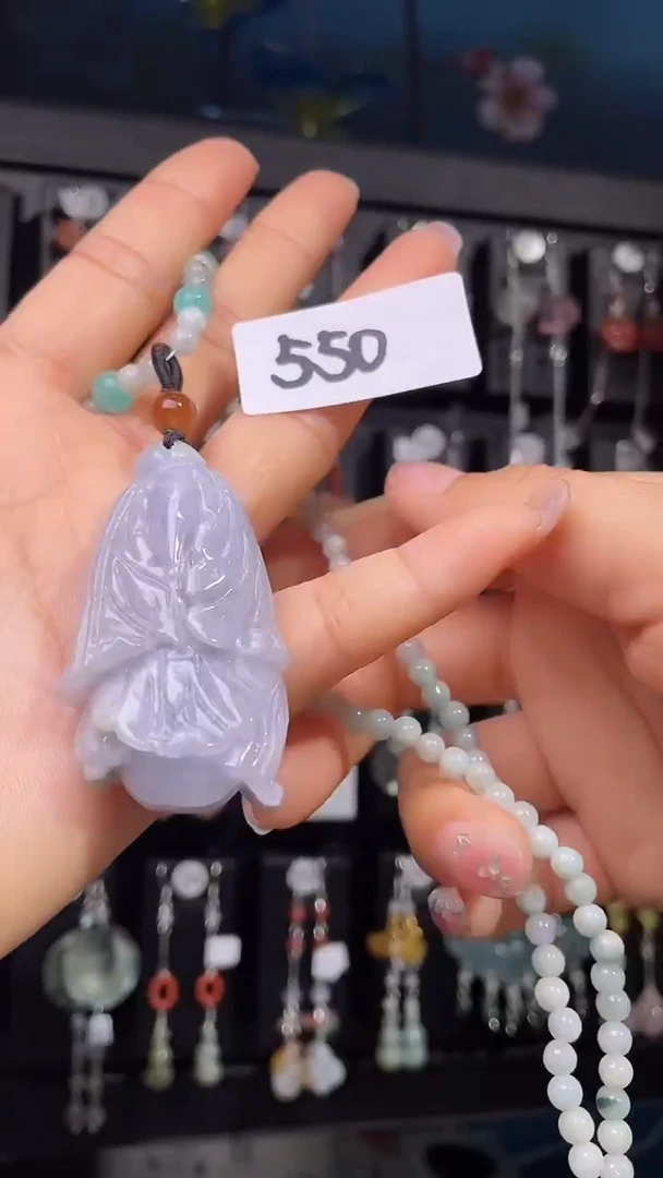 颈饰未镶嵌翡翠喜欢拍