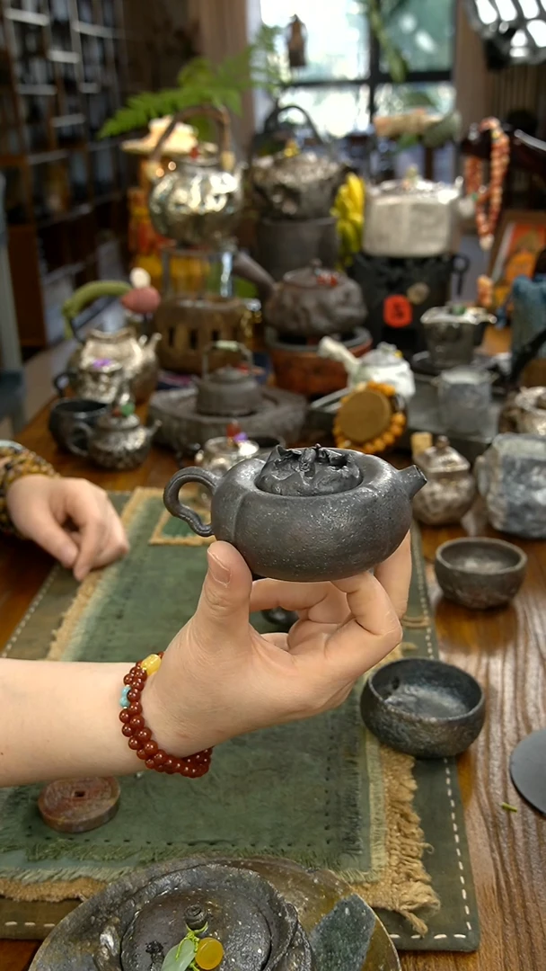 土闲星空泥系列手把壶