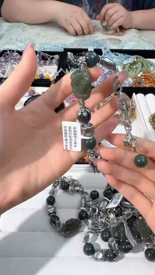 手链未镶嵌和田玉M028和田花花链条款