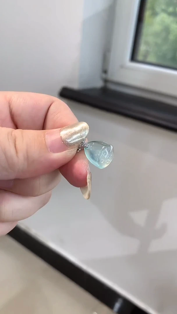未镶嵌蛇纹石玉颈饰莲蓬不带链子