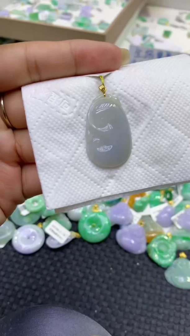 颈饰未镶嵌翡翠天然缅甸A货翡翠