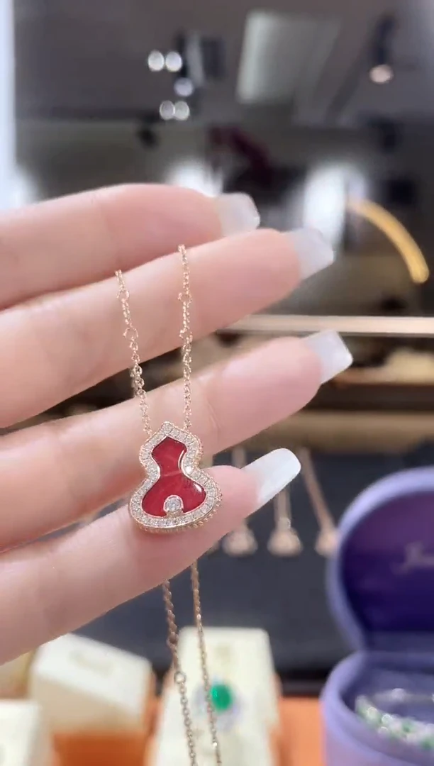 【闪购商品】钻石颈饰18K金镶嵌项链