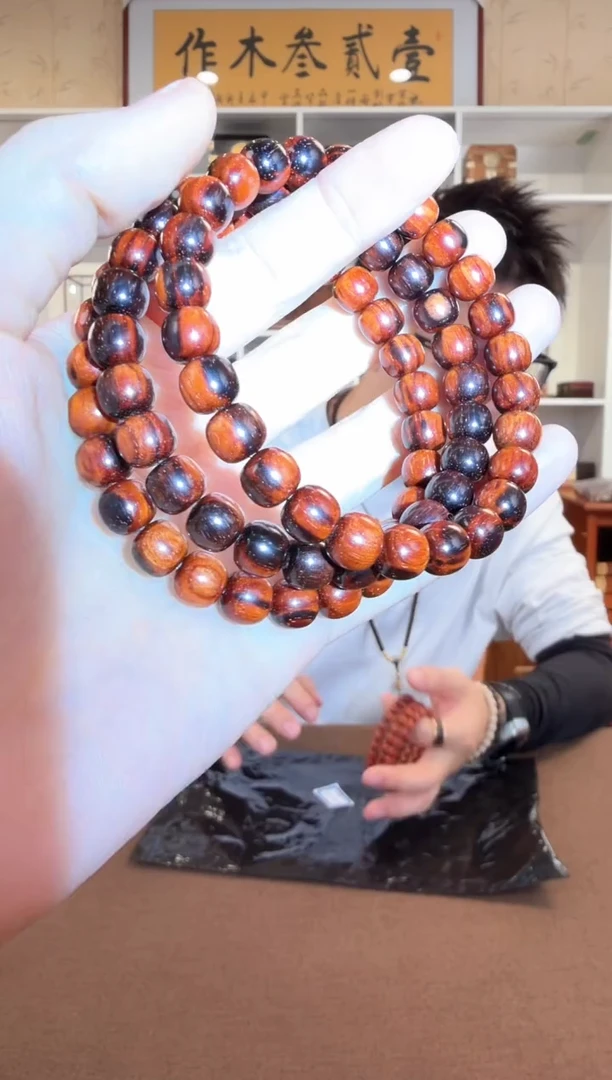 檀香紫檀（小叶紫檀）透8*9 老型单圈手串