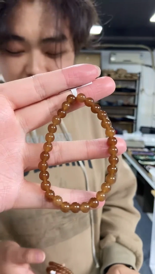 【闪购商品】和田玉（糖玉）手串未镶嵌多样性发其一颜色微差