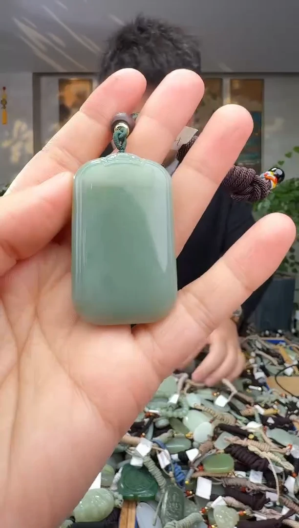 未镶嵌和田玉挂件拍一发一