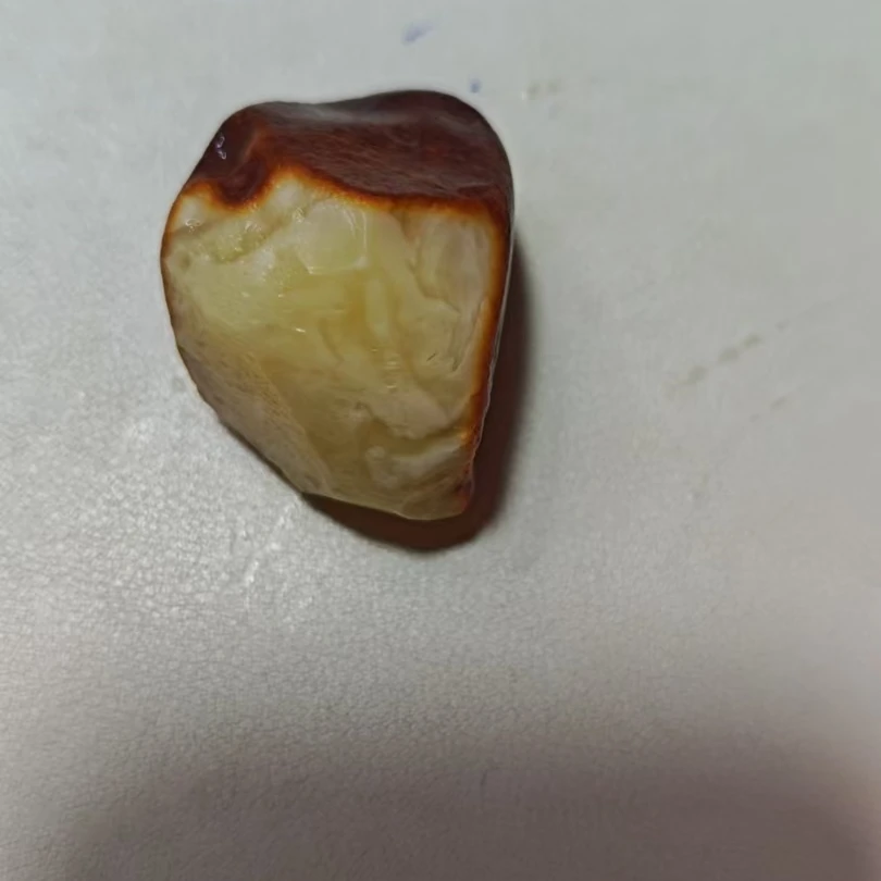 琥珀蜜蜡原石定制