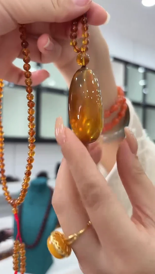 琥珀颈饰未镶嵌0103042