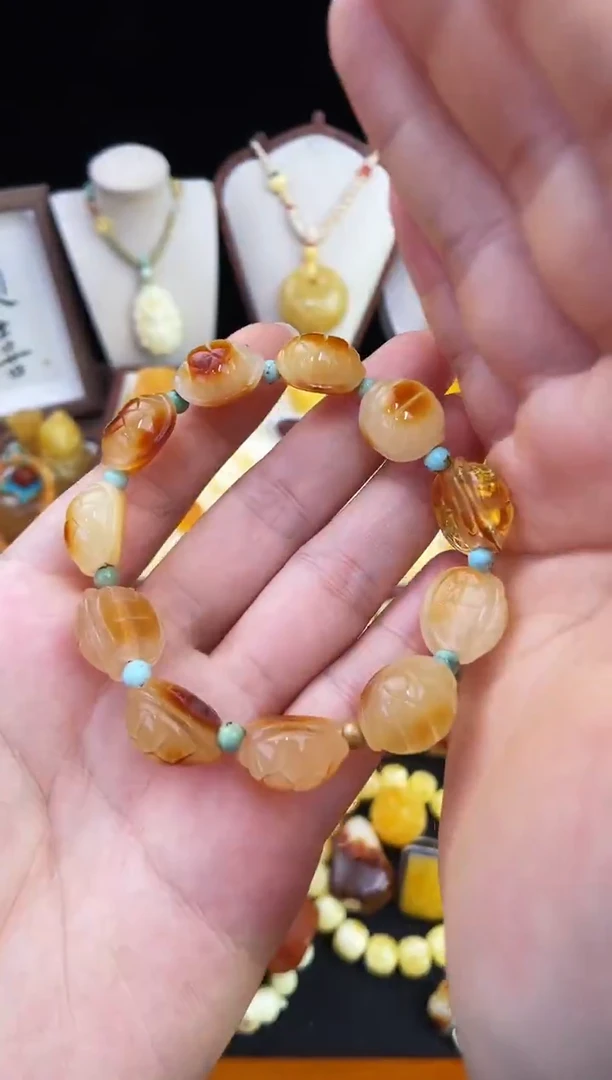 琥珀未镶嵌珠宝奇石柒月