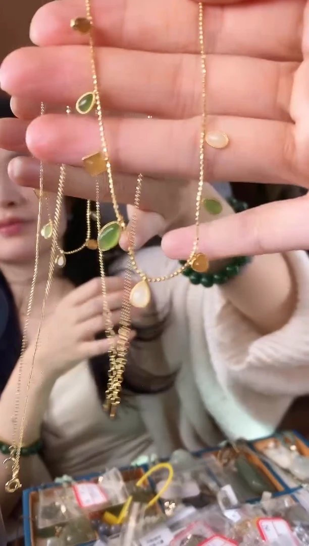 颈饰未镶嵌和田玉银镶流苏多宝和田玉项链