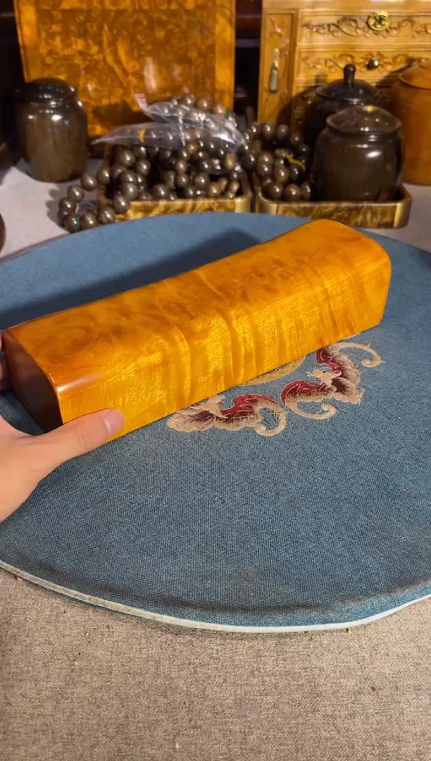 乌木类成套家具金丝楠枕头 13