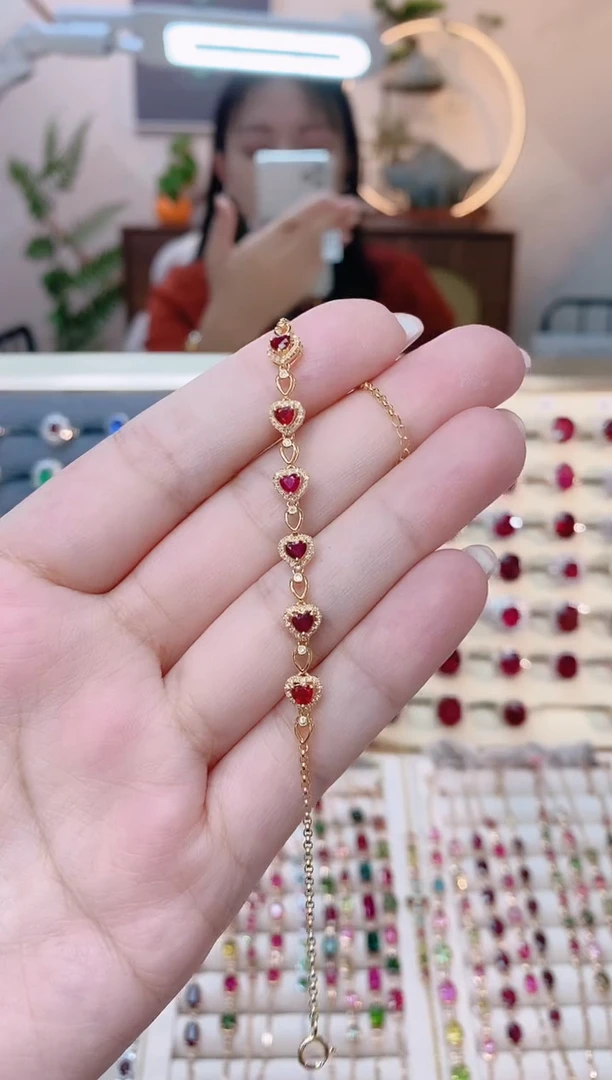 【闪购商品】红宝石18K金手链18K金镶嵌1