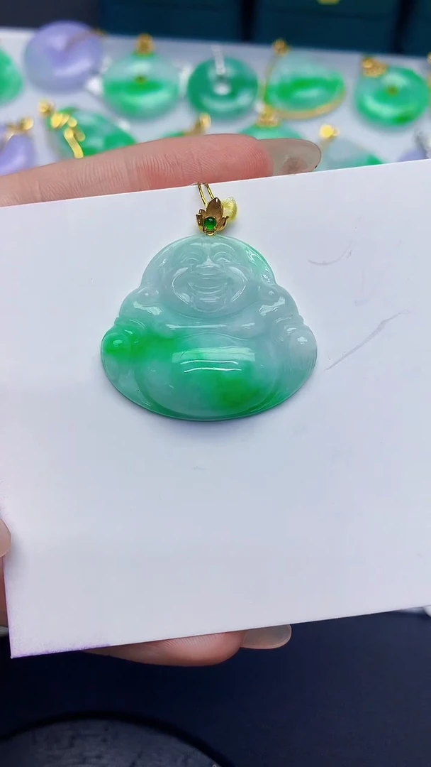 颈饰18K金镶嵌翡翠缅甸天然翡翠A货