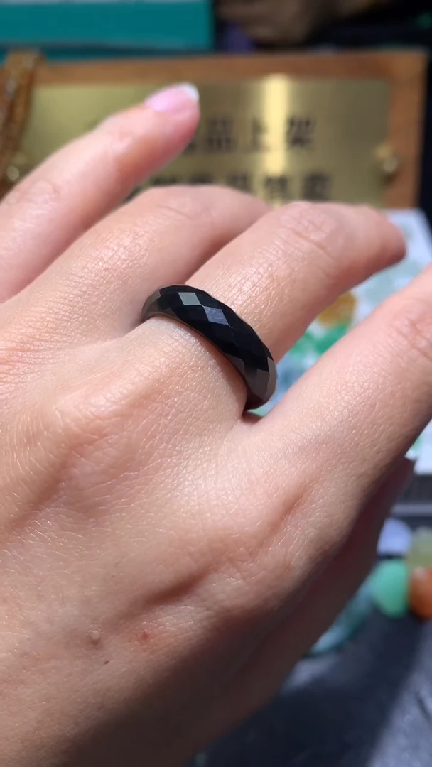 未镶嵌定制翡翠毛货