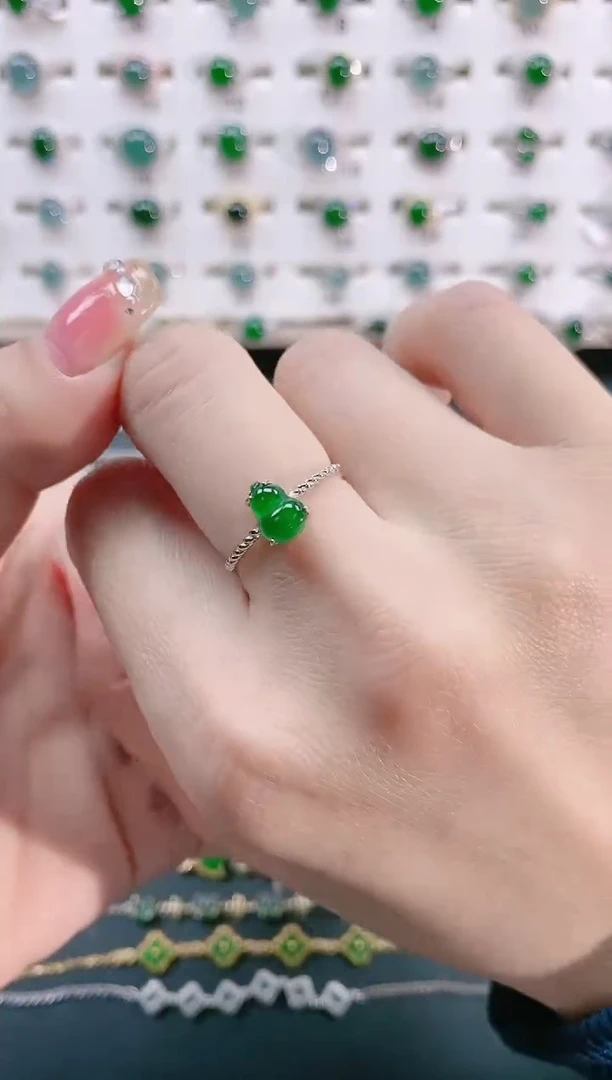 【闪购商品】翡翠戒指银S925镶嵌天然翡翠