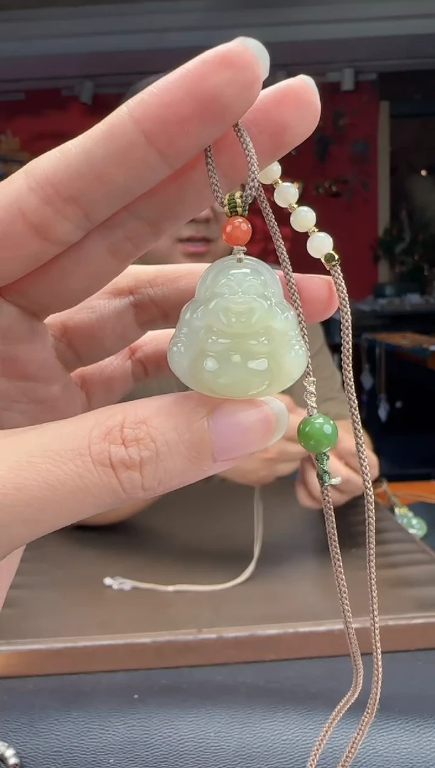 颈饰未镶嵌和田玉高冰晴佛公